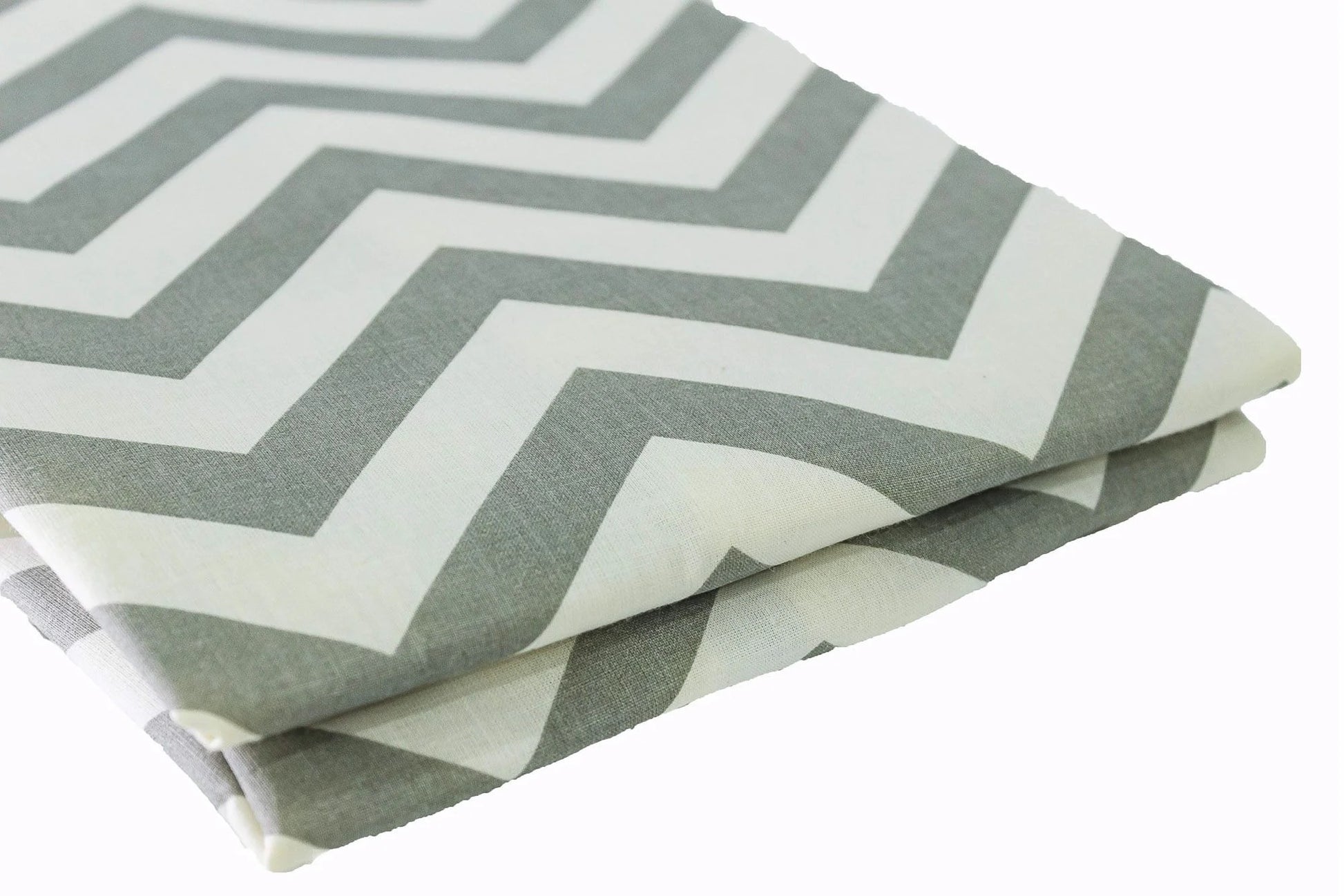 Forro Acolchoado para Tábua de Passar Roupas 135x53cm