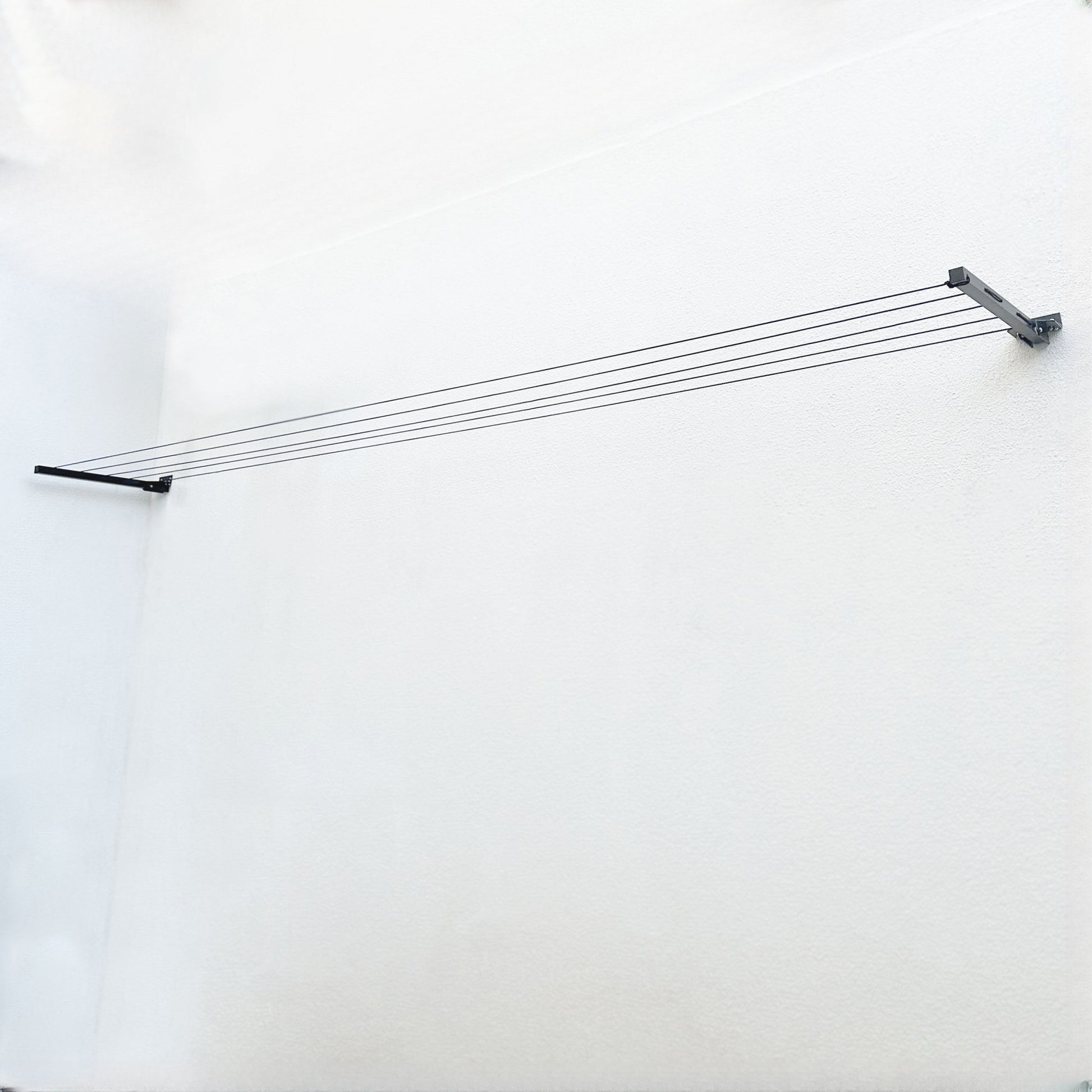 Varal de Muro Articulado Preto