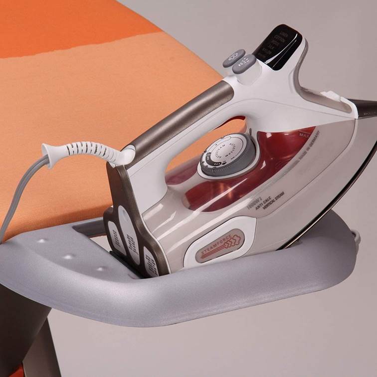 Tábua de Passar Roupas Maxi Plus