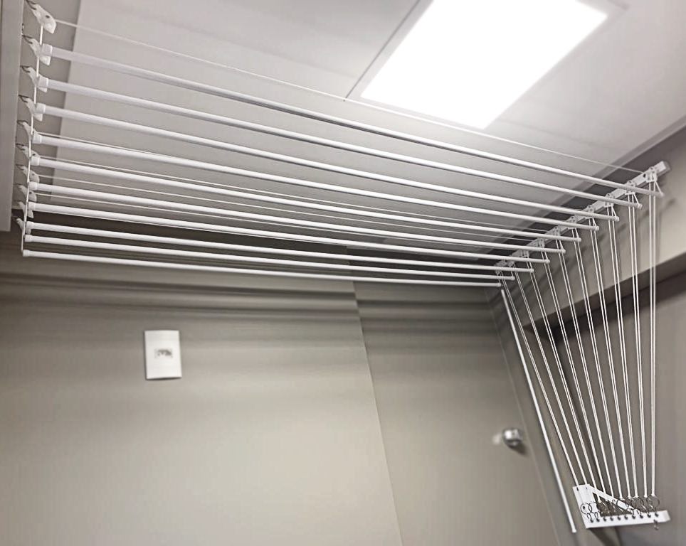 Varal Individual de Parede a Parede Comando com Suporte L