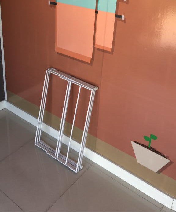 Varal Sanfonado de Chão Vertical