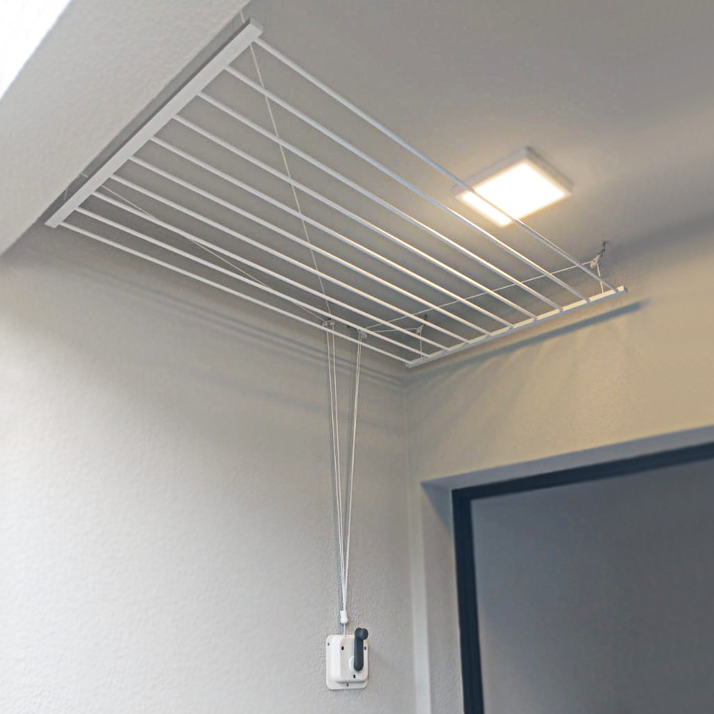 Varal Tradicional de Teto com Manivela