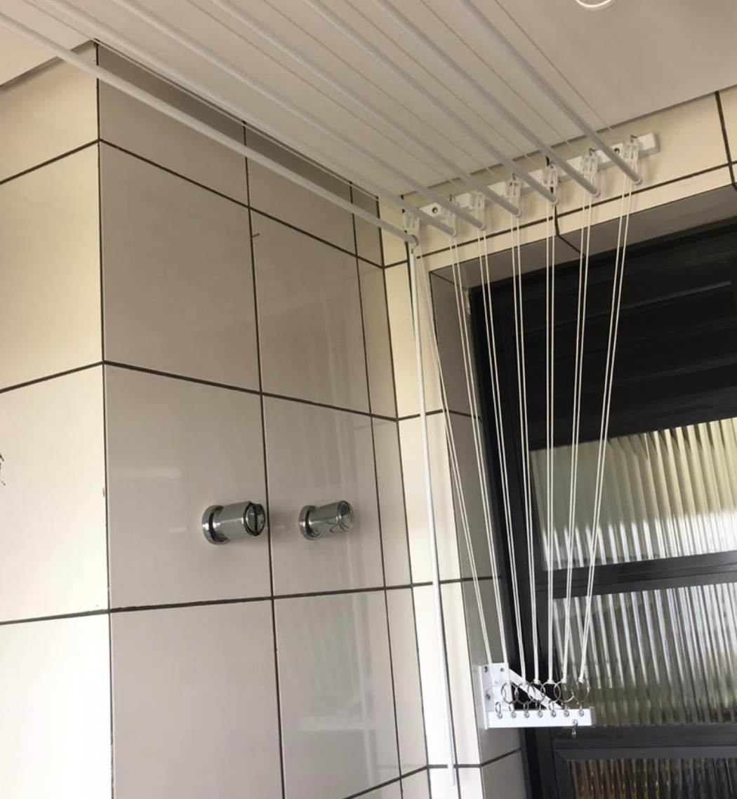 Comando com Suporte L para Varal Individual