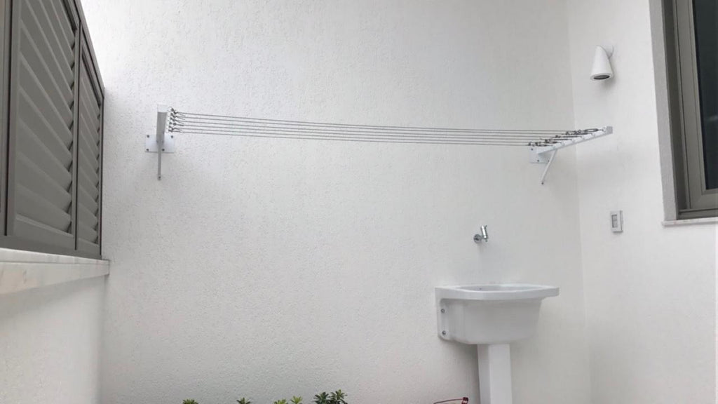 Varal Artesanal de Muro Fixo Branco